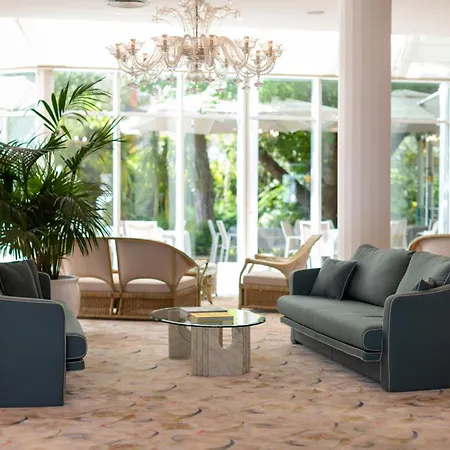 Hotel Savoy-3