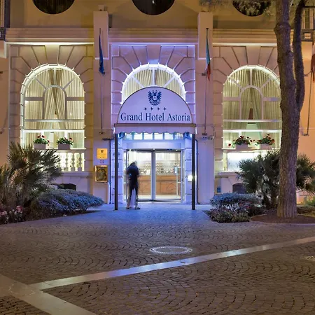 Grand Hotel Astoria-2